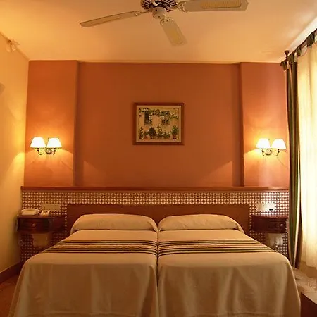 Hotel Balneario De Alicún De Torres