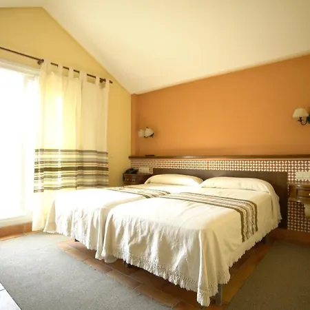 فندق Balneario De Alicun De Torres 2*