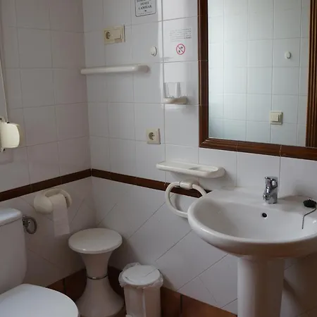فندق Balneario De Alicun De Torres