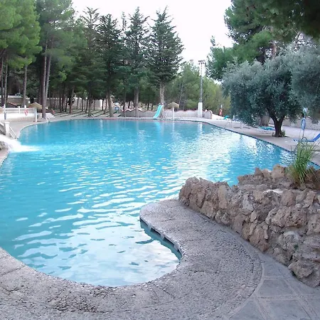 فندق Balneario De Alicun De Torres Villanueva de las Torres
